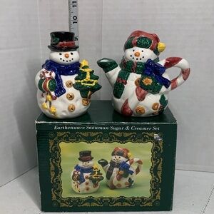 Earthenware snowman sugar and creamer set new in the box